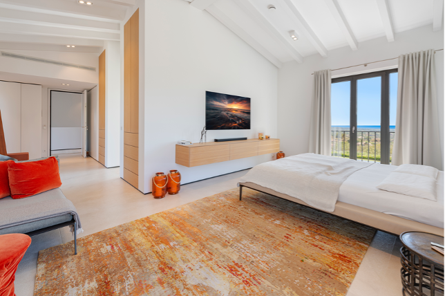 Room red Finca in Palma de Mallorca